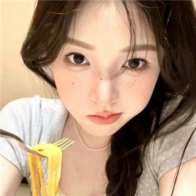 在池中